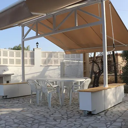 Holiday home Calatrue - *